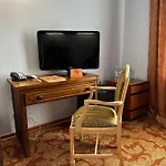 Hotel пасаж 3*
